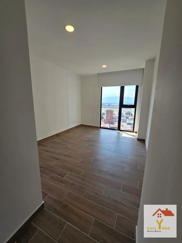 Apartamento en alquiler zona 14 Parque 14 - 2