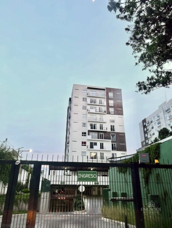Zona 4 de Mixco • Apartamento en Venta • Edificio Vistas de La Floresta - 4