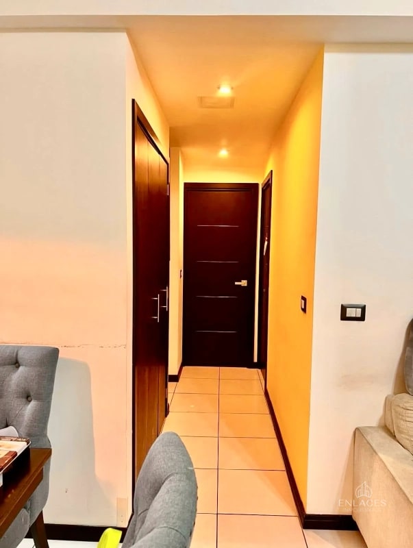 Zona 4 de Mixco • Apartamento en Venta • Edificio Vistas de La Floresta - 3