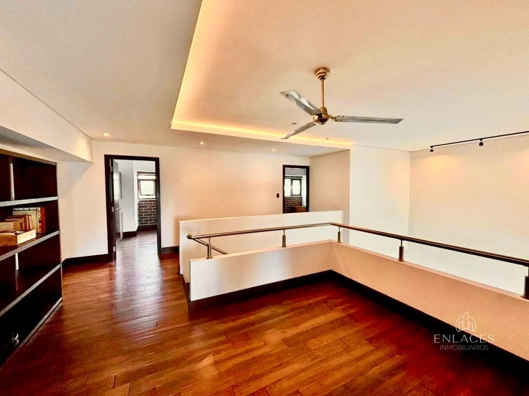 Zona 16 • Apartamento Tipo Loft en Renta/Venta • Edificio Viu Cayalá - 1