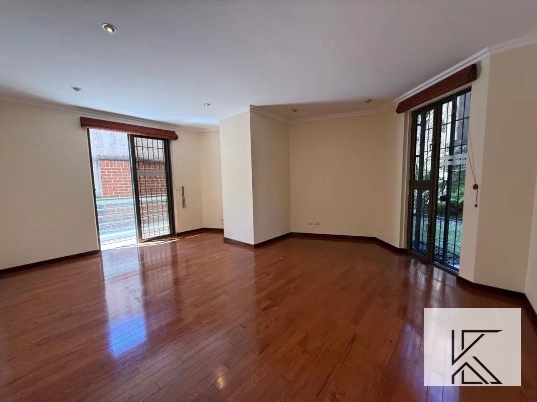 Apartamento de lujo en Edificio en zona 14 en Nivel Bajo - 13