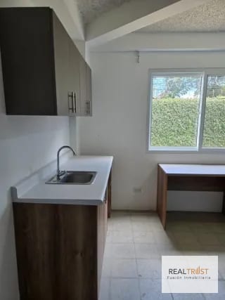 Excelente oportunidad apartamento eficiente en Renta zona 15 por Club Aleman — Apartamento en Alquiler en Zona 15, Guatemala, Ciudad — miniatura 2 de 9