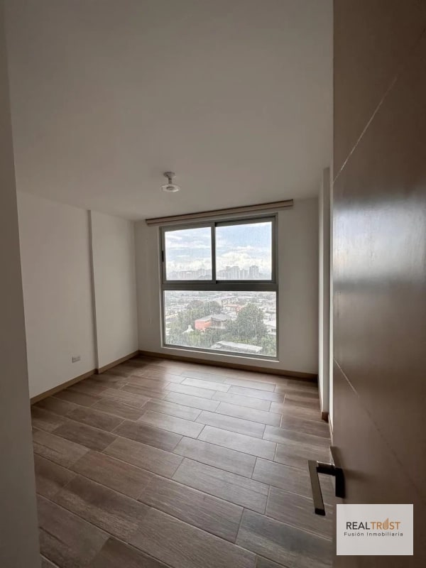 Excelente opción de apartamento en La villa zona 14 - 9