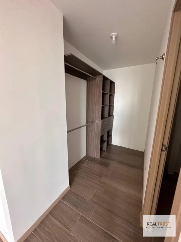 Excelente opción de apartamento en La villa zona 14 - 6