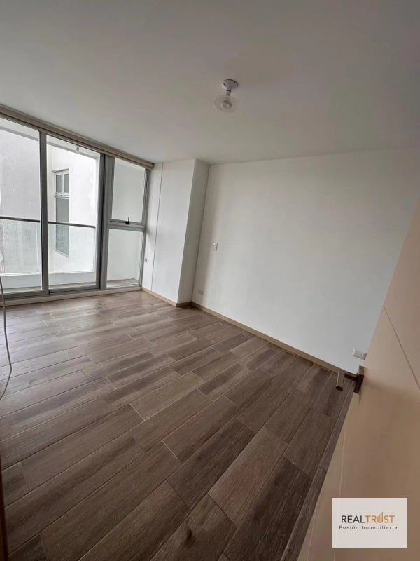 Excelente opción de apartamento en La villa zona 14 - 4