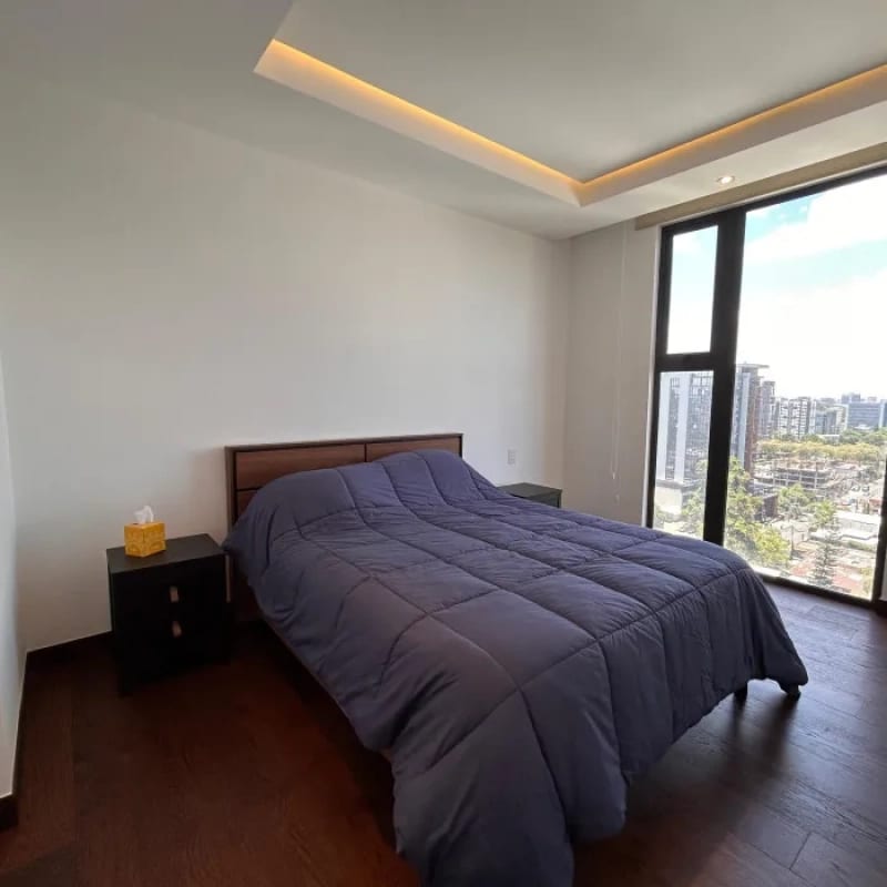 Renta de moderno y amplio apartamento amueblado en zona 10 — Apartamento en Alquiler en Zona 10, Guatemala, Ciudad — foto 6 de 7