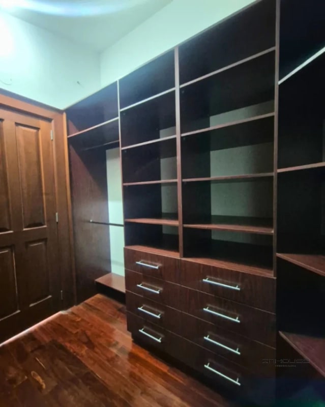 PENTHOUSE EN VENTA ZONA 14, PLENUM -DOS NIVELES + TERRAZA- - 2