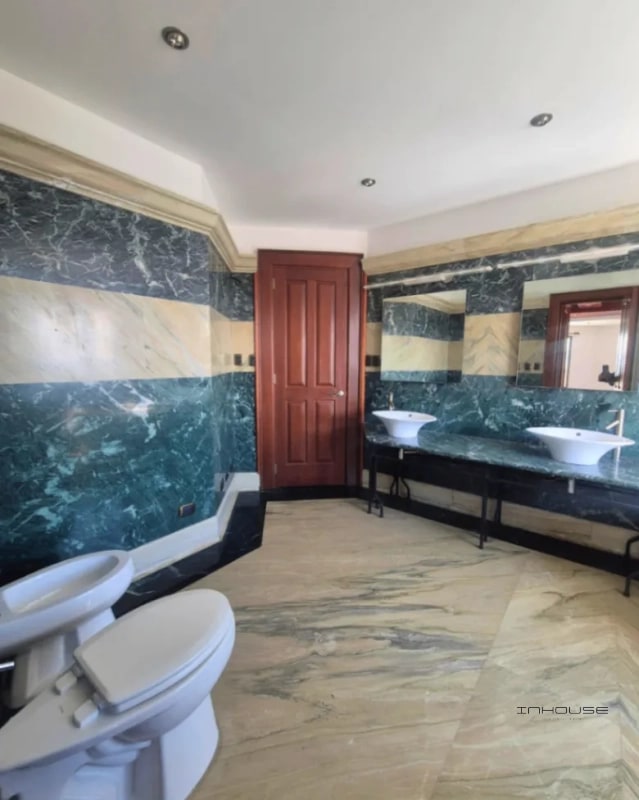 PENTHOUSE EN VENTA ZONA 14, PLENUM -DOS NIVELES + TERRAZA- - 9