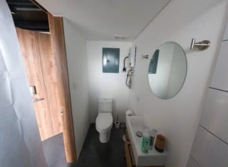 VENDO APARTAMENTO TIPO LOFT,  DOBLE ALTURA EN EDIFICIO ATOM  ZONA 4 — Apartamento en Venta en Atom Cuatro, Zona 4, Guatemala, Ciudad — miniatura 10 de 14
