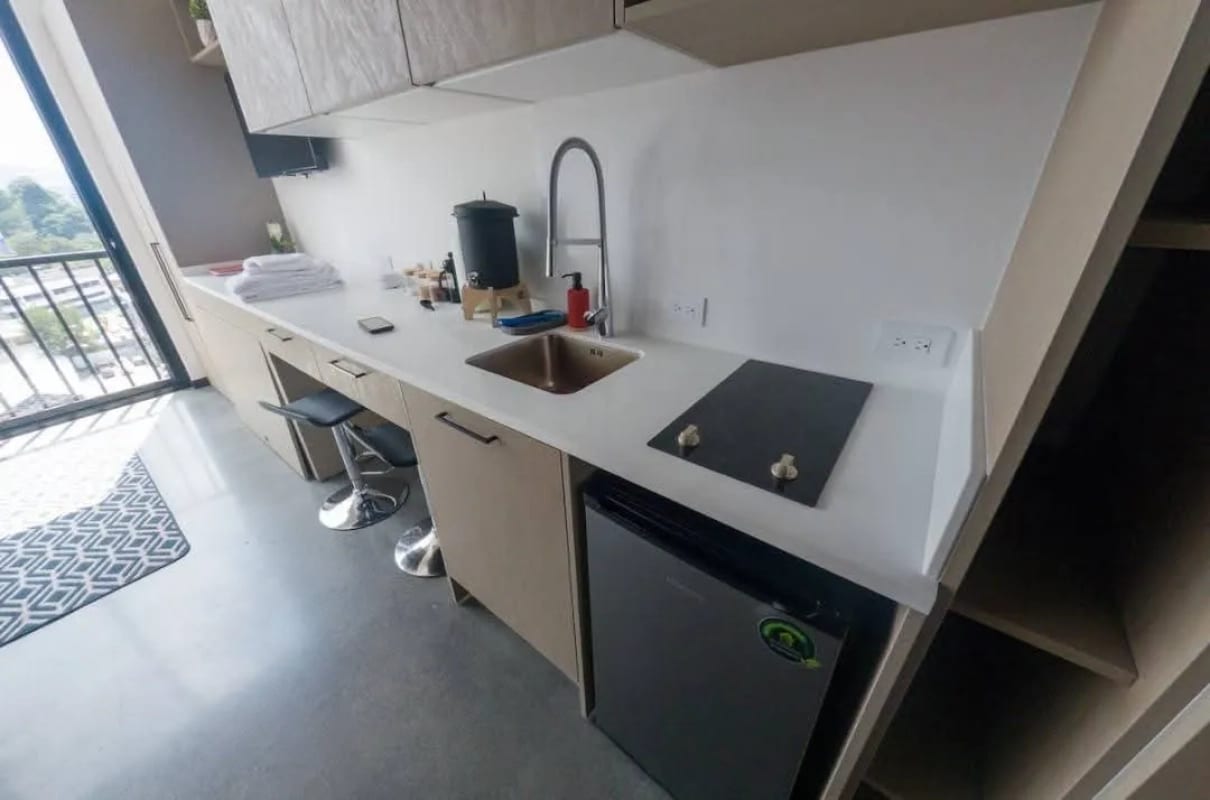 VENDO APARTAMENTO TIPO LOFT, DOBLE ALTURA EN EDIFICIO ATOM ZONA 4 — Apartamento en Venta en Atom Cuatro, Zona 4, Guatemala, Ciudad — foto 5 de 14