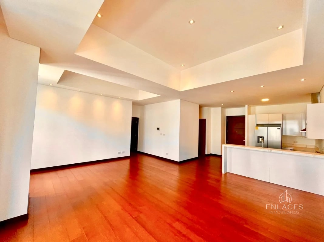 Zona 16 • Apartamento en Renta • Nogales de Cayalá 1 - 6