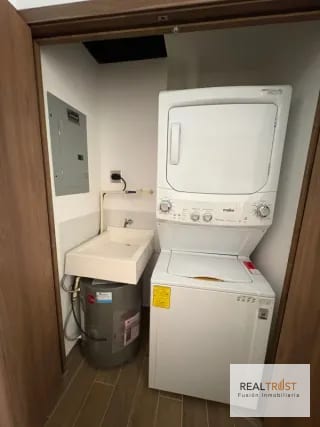 Apartamento en renta Parque 14 zona 14 — Apartamento en Alquiler en Parque 14, Zona 14, Guatemala, Ciudad — miniatura 8 de 16