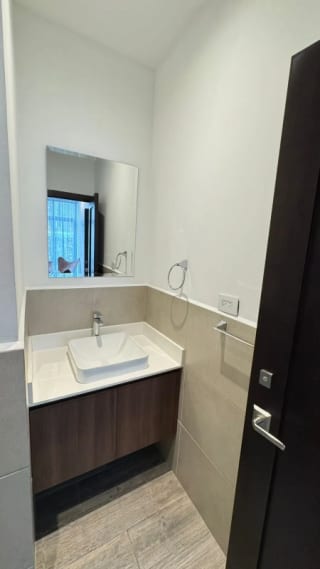 Apartamento en RENTA amueblado y equipado en Lirios 1, Cayalá — Apartamento en Alquiler en Lirios de Cayalá I, Zona 16, Guatemala, Ciudad — miniatura 7 de 14