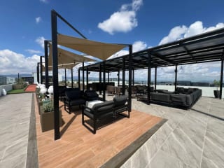 Apartamento para estrenar en alquiler, Edificio Atarah, zona 10 — Apartamento en Alquiler en Atarah, Zona 10, Guatemala, Ciudad — miniatura 1 de 16