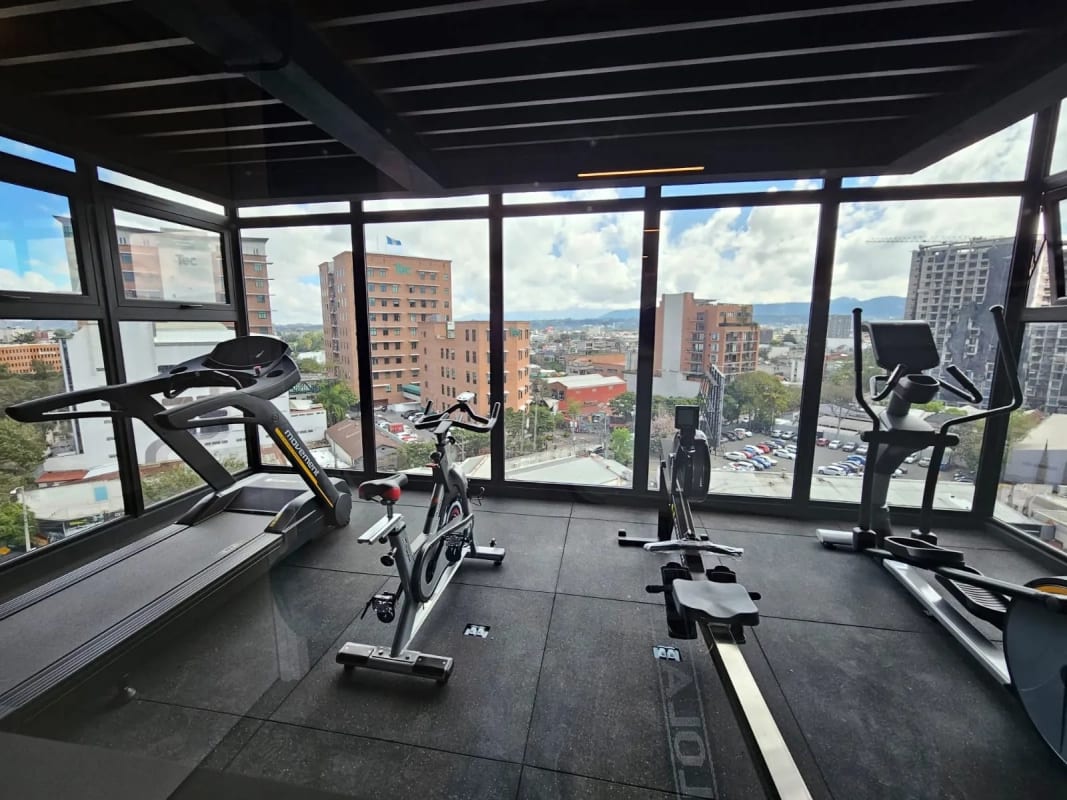 APARTAMENTO EN RENTA ZONA 4 $850.00 EDIFICIO SÉPTIMO — Apartamento en Alquiler en Zona 4, Guatemala, Ciudad — foto 2 de 12