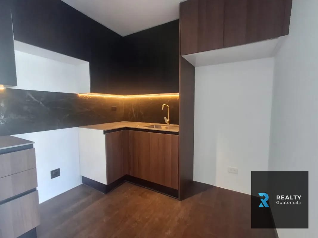 VENDO Apartamento Atarah, Zona 10 — Apartamento en Venta en Atarah, Zona 10, Guatemala, Ciudad — foto 8 de 9