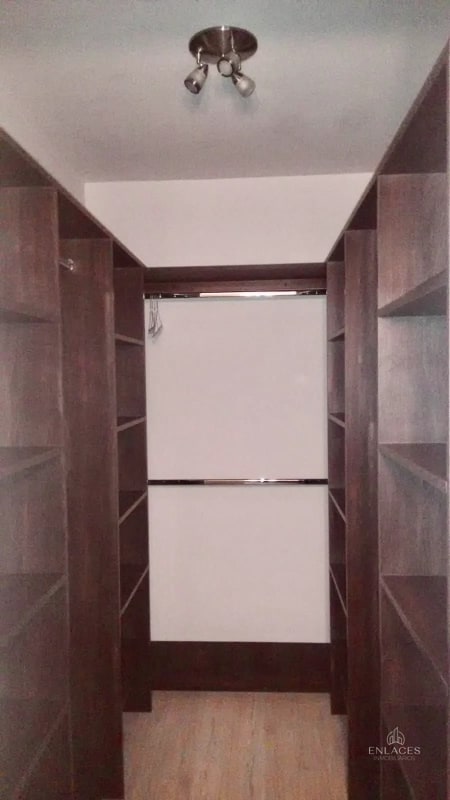 Zona 10 • Apartamento en Renta • Edificio Veinti4 - 3