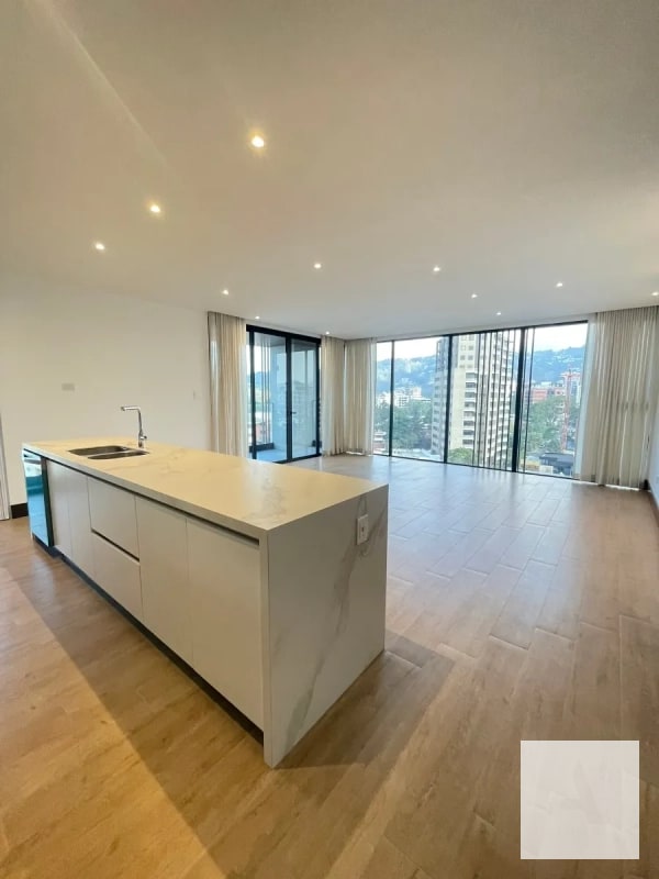 Apartamento para estrenar en nivel alto dentro de Gaura - zona 15 - 12