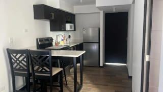 Z.12 APTO. EDIFICIO NUA 12 SEMI-AMUEBLADO — Apartamento en Alquiler en Zona 12, Guatemala, Ciudad — miniatura 1 de 10