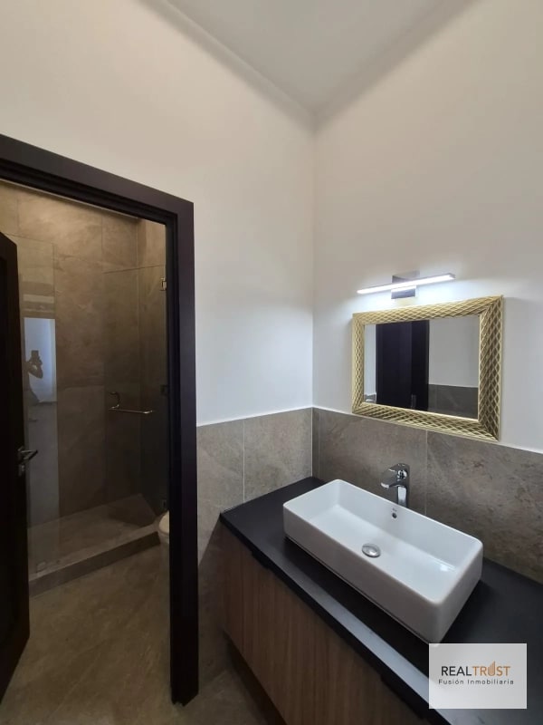 EN RENTA APARTAMENTO  PARA ESTRENAR NOGALES CAYALÁ, ZONA 16 - 10