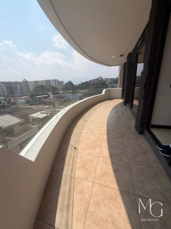 Apartamento en alquiler zona 11 en edificio MIRAGE - 4