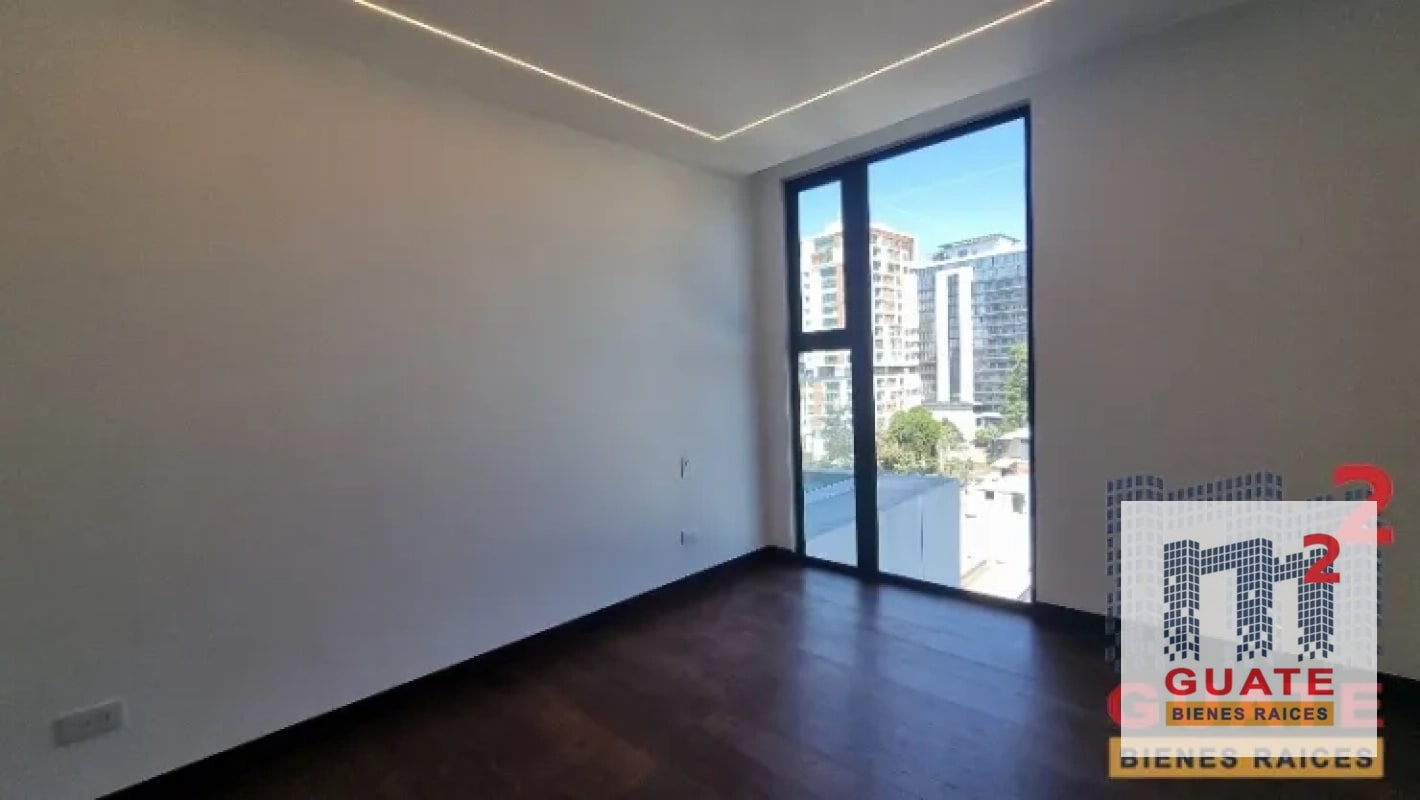 Apartamento en Venta, Zona 10 - 9