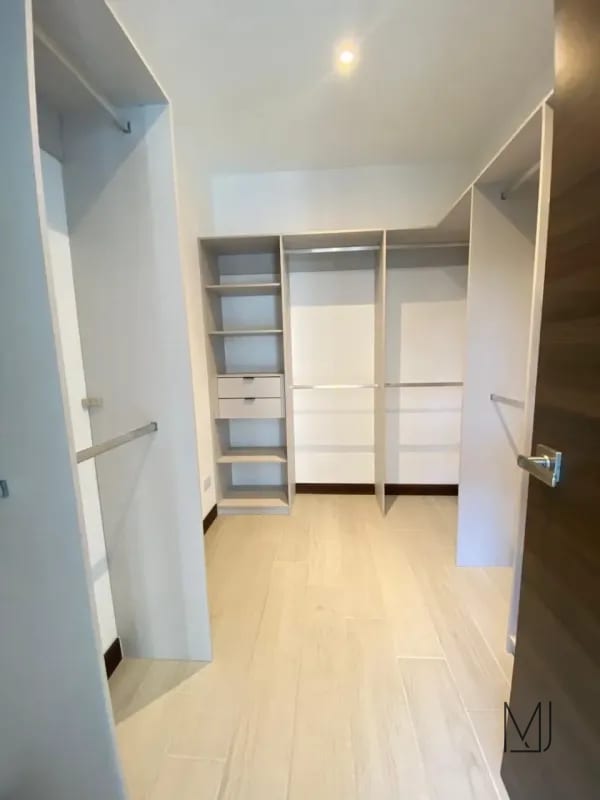 Apartamento en Alquiler / Venta | Spazio Residencias | Zona 15 | 2 habitaciones · Cerca de universidades — Apartamento en Alquiler en Spazio, Zona 15, Guatemala, Ciudad — foto 2 de 13