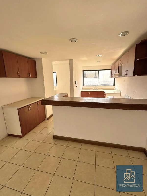 Casa en alquiler, Condominio San Mateo, boulevard Acatán Zona 16 - 10