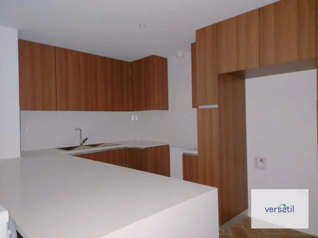 Lindo Apartamento en VENTA IKARIA Zona 15 - 2