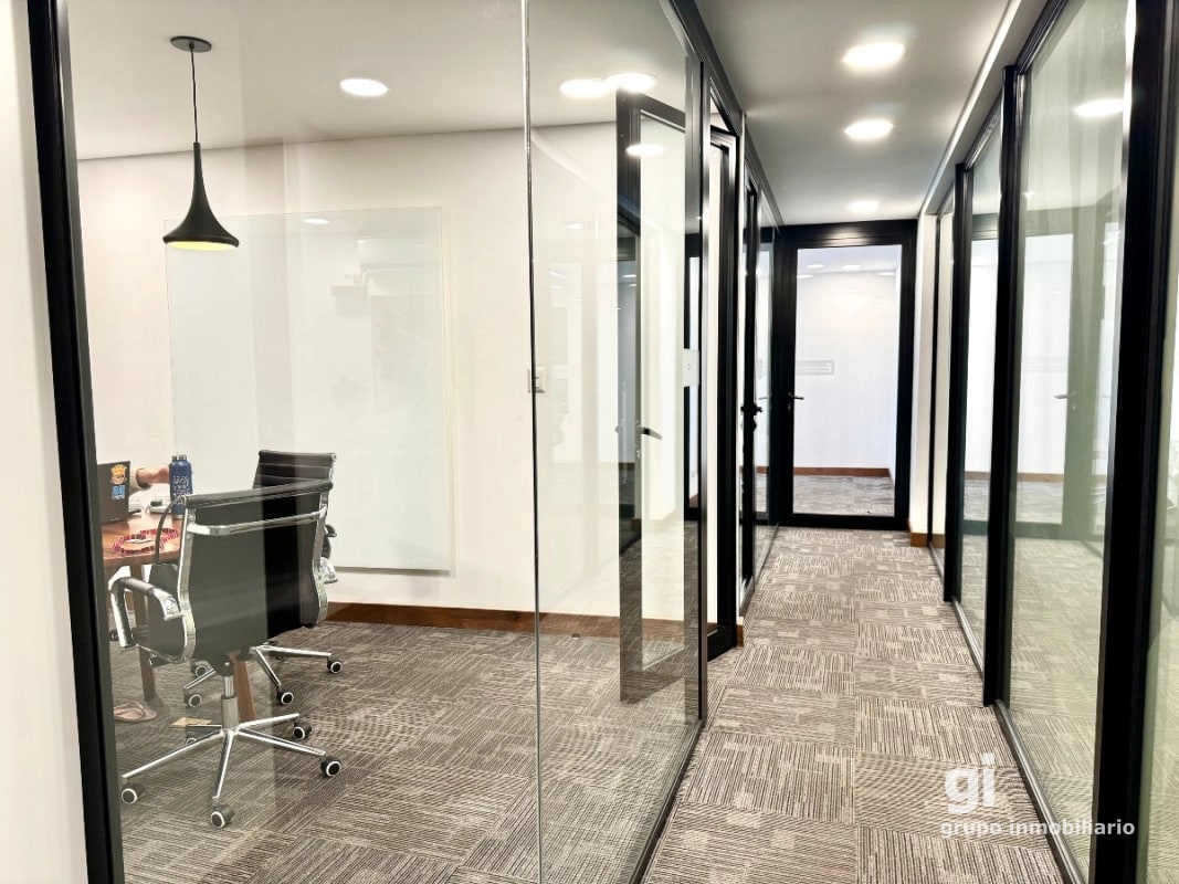 Apartamento de 2 dormitorios con vista verde garantizada en Oakland, Zona 10 - 10