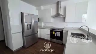 APARTAMENTO EN LIRIOS DE CAYALÁ ZONA 16 — Apartamento en Alquiler en Zona 16, Guatemala, Ciudad — miniatura 1 de 13