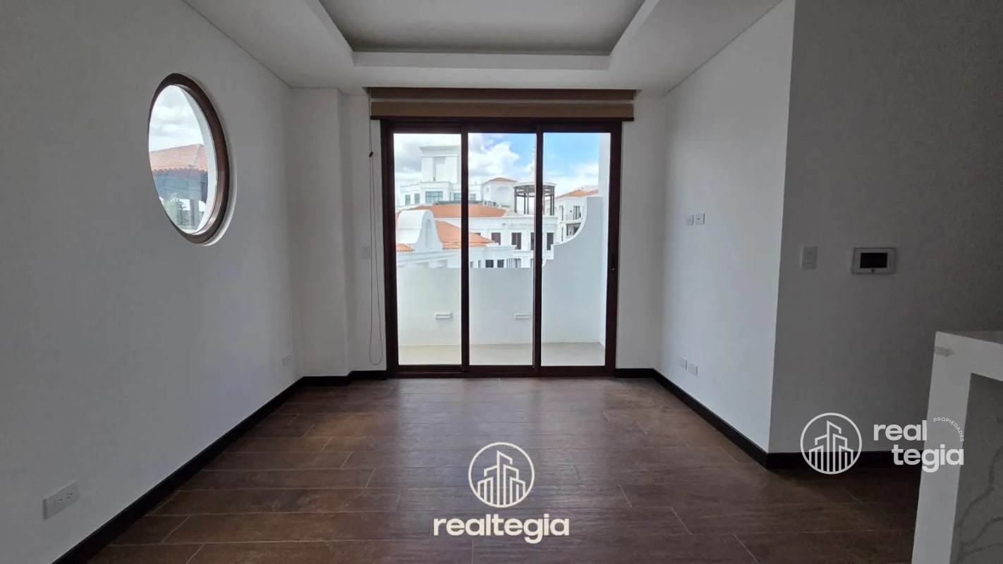 APARTAMENTO EN LIRIOS DE CAYALÁ ZONA 16 - 12