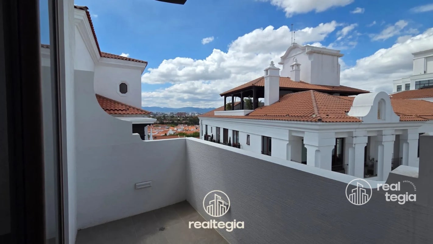 APARTAMENTO EN LIRIOS DE CAYALÁ ZONA 16 - 1