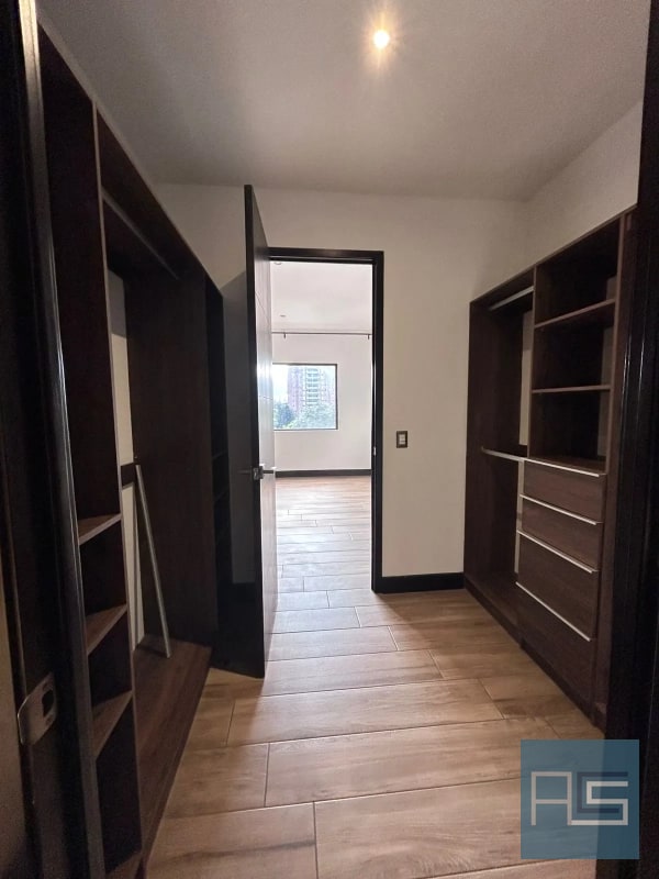 *Amplio e iluminado Apartamento de 3 hab., en Renta en zona 10* - 8