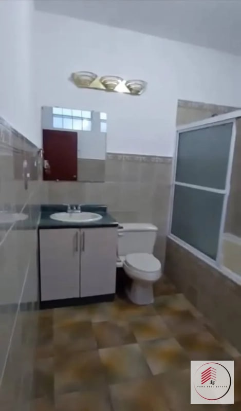 Alquiler de apartamento amueblado en zona 10 Oakland - 4