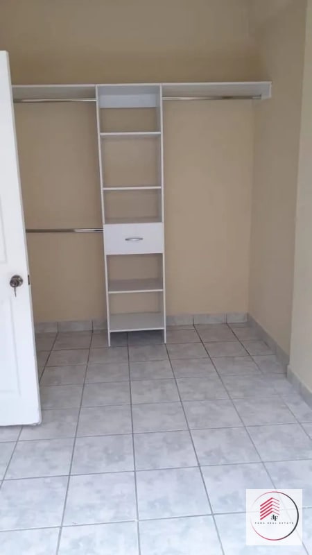Alquiler de hermoso apartamento en Altos de San cristobal zona 8 de mixco - 12