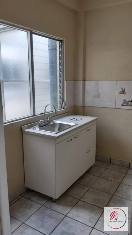 Alquiler de hermoso apartamento en Altos de San cristobal zona 8 de mixco - 7