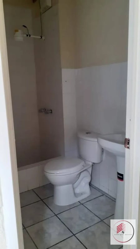 Alquiler de hermoso apartamento en Altos de San cristobal zona 8 de mixco - 6
