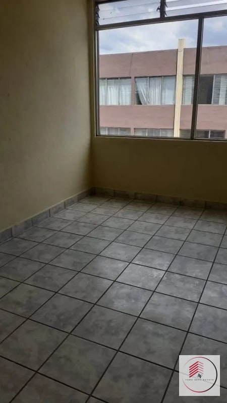 Alquiler de hermoso apartamento en Altos de San cristobal zona 8 de mixco - 3