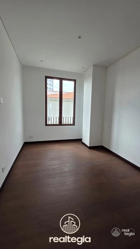 APARTAMENTO EN NOGALES DE CAYALÁ ZONA 16 - 6