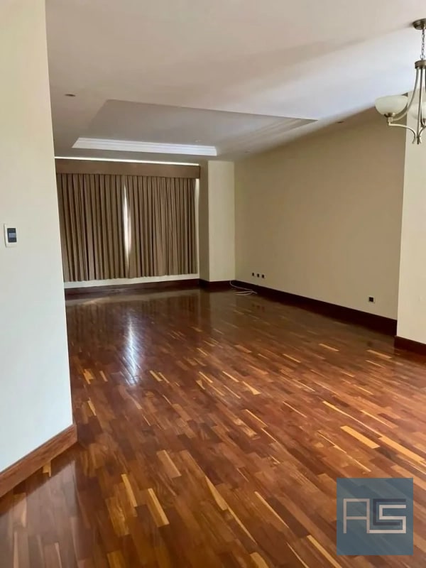 En RENTA - Amplio Apartamento ubicado en sector exclusivo de Oakland Zona 10 - 13