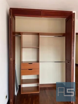 En RENTA - Amplio Apartamento ubicado en sector exclusivo de Oakland Zona 10 — Apartamento en Alquiler en Oakland I, Zona 10, Guatemala, Ciudad — miniatura 9 de 17