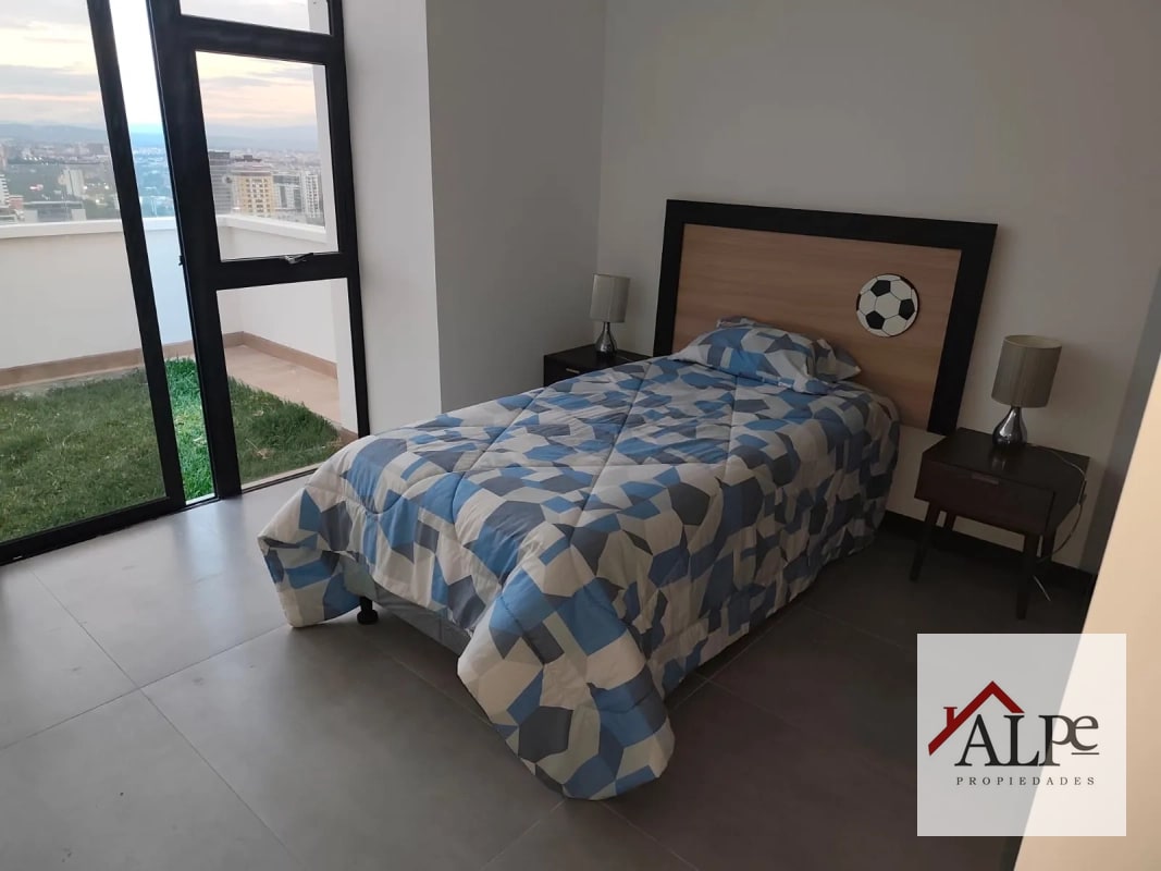 PENT HOUSE CON JARDIN PRIVADO - 2
