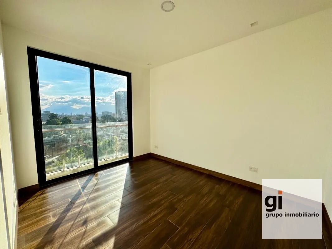 Apartamento con la comodidad de una casa en venta en zona 15 — Apartamento en Venta en Zona 15, Guatemala, Ciudad — foto 12 de 17