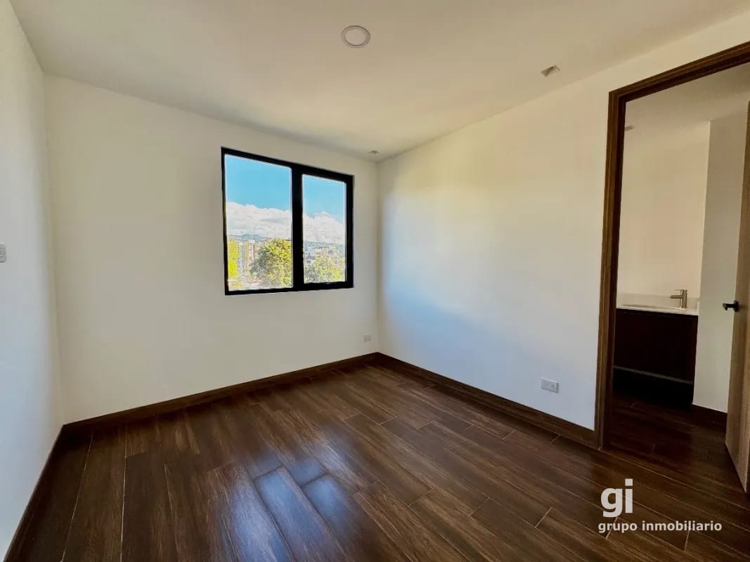 Apartamento con la comodidad de una casa en alquiler en zona 15 — Apartamento en Alquiler en Zona 15, Guatemala, Ciudad — foto 11 de 17