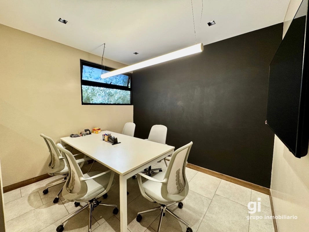 Apartamento con la comodidad de una casa en venta en zona 15 - 6