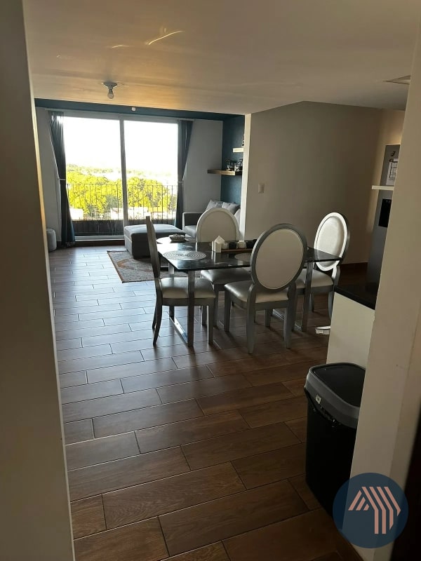 ALQUILER DE AMPLIO PENTHOUSE - ROQUE, ZONA 02 - 15