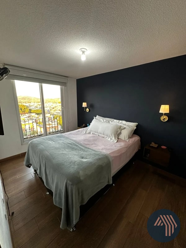 ALQUILER DE AMPLIO PENTHOUSE - ROQUE, ZONA 02 - 14