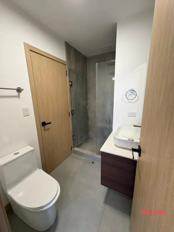 APARTAMENTO EN RENTA ZONA 10, CODIGO 0_ARD31 — Apartamento en Alquiler en Zona 10, Guatemala, Ciudad — foto 12 de 15
