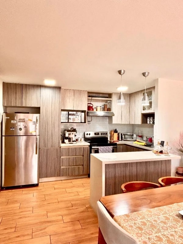 Zona 14 • Apartamento Remodelado en Renta • Edificio Santorini - 10